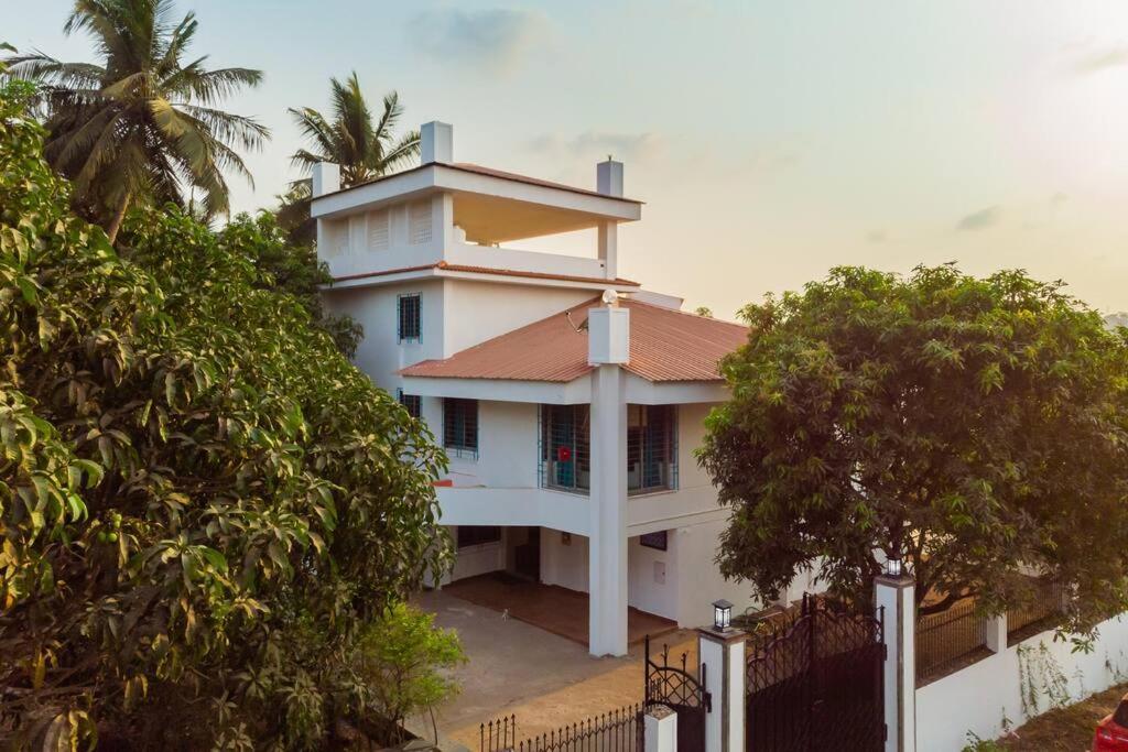 Lake View Villa Gandaulim Exterior photo